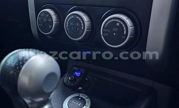 Tenga Tsaru Nissan X-Trail Tsvuku Mota in Maputo in Maputo Tenga Tsaru Nissan X-Trail Tsvuku Mota in Maputo in Maputo