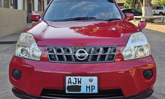 Tenga Tsaru Nissan X-Trail Tsvuku Mota in Maputo in Maputo Tenga Tsaru Nissan X-Trail Tsvuku Mota in Maputo in Maputo