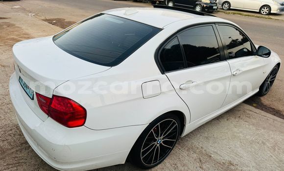 Nunua Ilio tumika BMW 3-Series Nyeupe Gari ndani ya Maputo nchini Maputo Nunua Ilio tumika BMW 3-Series Nyeupe Gari ndani ya Maputo nchini Maputo