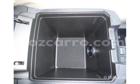 Nunua Imported Toyota Prado Nyeupe Gari ndani ya Import - Dubai nchini Cabo Delgado Nunua Imported Toyota Prado Nyeupe Gari ndani ya Import - Dubai nchini Cabo Delgado