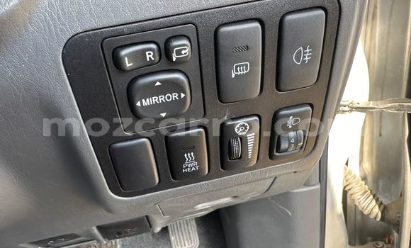 Tenga Tsaru Toyota Land Cruiser Prado Sirivha Mota in Maputo in Maputo Tenga Tsaru Toyota Land Cruiser Prado Sirivha Mota in Maputo in Maputo