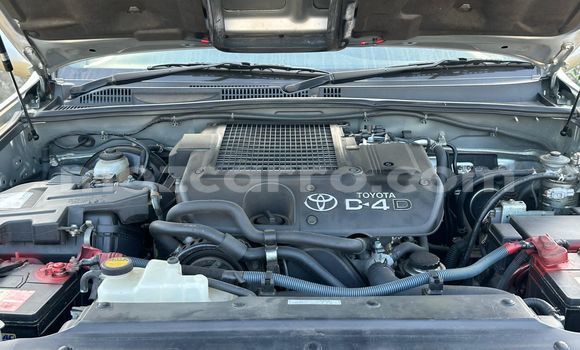 Tenga Tsaru Toyota Land Cruiser Prado Sirivha Mota in Maputo in Maputo Tenga Tsaru Toyota Land Cruiser Prado Sirivha Mota in Maputo in Maputo