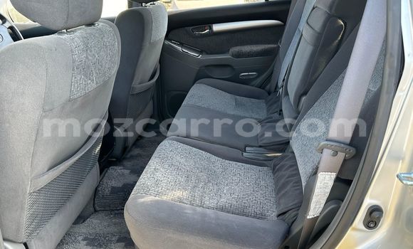 Tenga Tsaru Toyota Land Cruiser Prado Sirivha Mota in Maputo in Maputo Tenga Tsaru Toyota Land Cruiser Prado Sirivha Mota in Maputo in Maputo