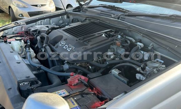 Tenga Tsaru Toyota Land Cruiser Prado Sirivha Mota in Maputo in Maputo Tenga Tsaru Toyota Land Cruiser Prado Sirivha Mota in Maputo in Maputo