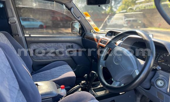 Nunua Ilio tumika Toyota Land Cruiser Nyeupe Gari ndani ya Maputo nchini Maputo Nunua Ilio tumika Toyota Land Cruiser Nyeupe Gari ndani ya Maputo nchini Maputo