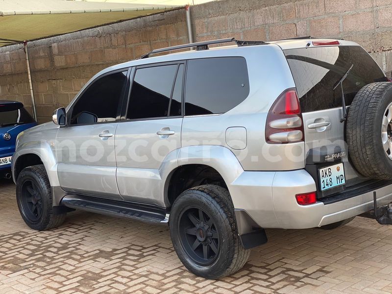 Big with watermark toyota land cruiser prado maputo maputo 27219