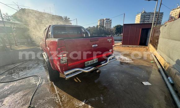Tenga Tsaru Toyota Hilux Tsvuku Mota in Maputo in Maputo Tenga Tsaru Toyota Hilux Tsvuku Mota in Maputo in Maputo