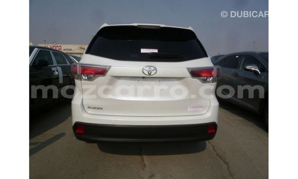 Nunua Imported Toyota Kluger Nyeupe Gari ndani ya Import - Dubai nchini Cabo Delgado Nunua Imported Toyota Kluger Nyeupe Gari ndani ya Import - Dubai nchini Cabo Delgado