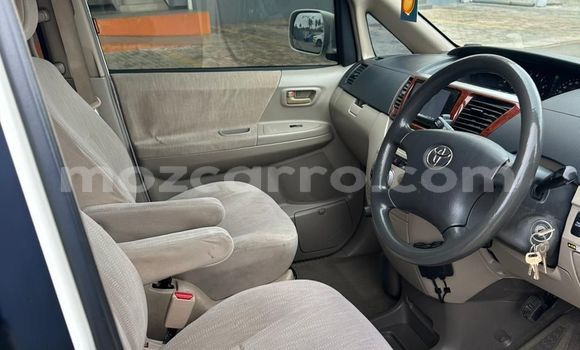 Buy Used Toyota Noah White Car in Maputo in Maputo Buy Used Toyota Noah White Car in Maputo in Maputo