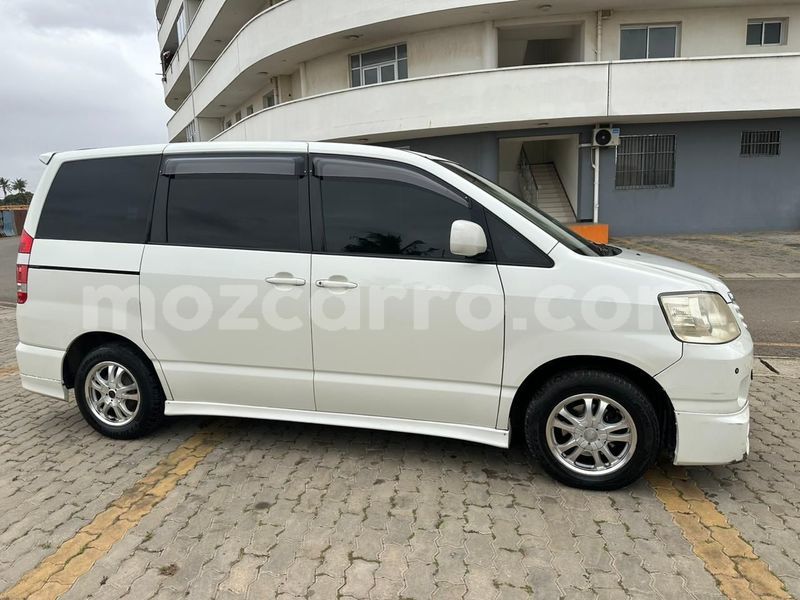 Big with watermark toyota noah maputo maputo 27227