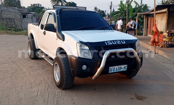 Buy Used Isuzu KB White Car in Maputo in Maputo Buy Used Isuzu KB White Car in Maputo in Maputo