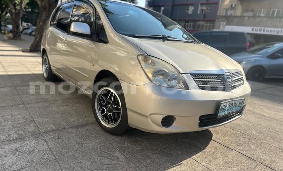 Comprar Usado Toyota Spacio Castanho Carro em Maputo em Maputo