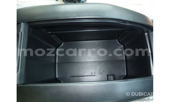 Nunua Imported Toyota Kluger Nyeupe Gari ndani ya Import - Dubai nchini Cabo Delgado Nunua Imported Toyota Kluger Nyeupe Gari ndani ya Import - Dubai nchini Cabo Delgado