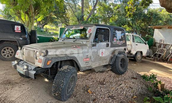 Comprar Usado Jeep Wrangler Branco Carro em Maputo em Maputo Comprar Usado Jeep Wrangler Branco Carro em Maputo em Maputo