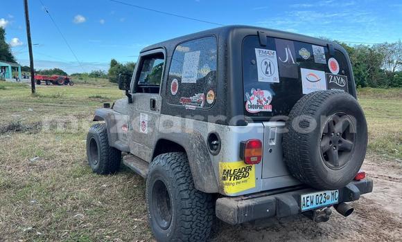 Comprar Usado Jeep Wrangler Branco Carro em Maputo em Maputo Comprar Usado Jeep Wrangler Branco Carro em Maputo em Maputo