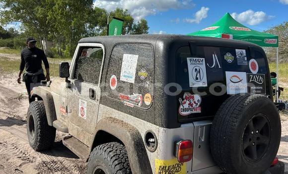 Comprar Usado Jeep Wrangler Branco Carro em Maputo em Maputo Comprar Usado Jeep Wrangler Branco Carro em Maputo em Maputo