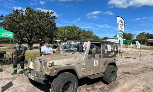 Comprar Usado Jeep Wrangler Branco Carro em Maputo em Maputo Comprar Usado Jeep Wrangler Branco Carro em Maputo em Maputo