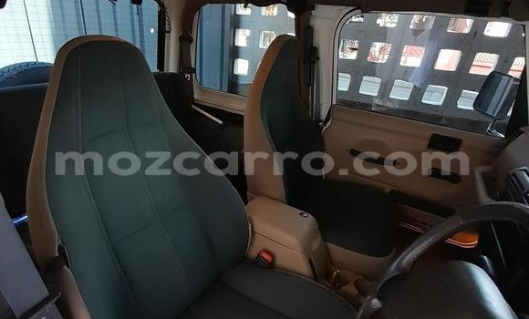Comprar Usado Jeep Wrangler Branco Carro em Maputo em Maputo Comprar Usado Jeep Wrangler Branco Carro em Maputo em Maputo