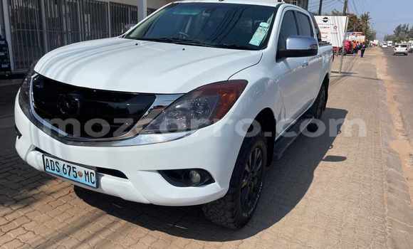 Nunua Ilio tumika Mazda BT-50 Nyeupe Gari ndani ya Maputo nchini Maputo Nunua Ilio tumika Mazda BT-50 Nyeupe Gari ndani ya Maputo nchini Maputo