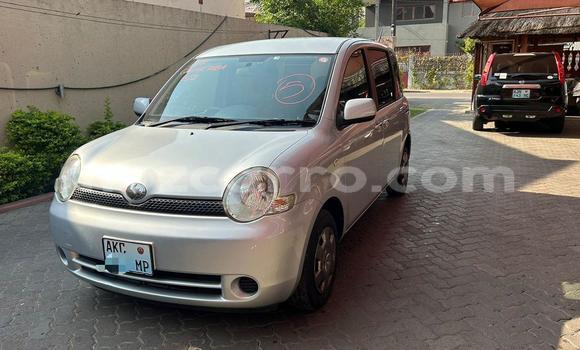 Buy Used Toyota Sienta Silver Car in Maputo in Maputo Buy Used Toyota Sienta Silver Car in Maputo in Maputo