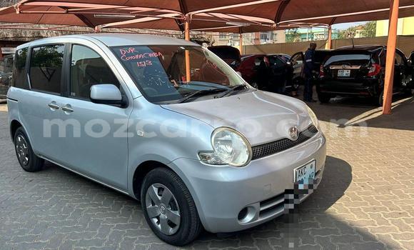 Buy Used Toyota Sienta Silver Car in Maputo in Maputo Buy Used Toyota Sienta Silver Car in Maputo in Maputo