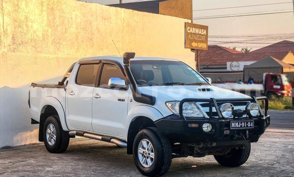 Comprar Usado Toyota Hilux Branco Carro em Maputo em Maputo Comprar Usado Toyota Hilux Branco Carro em Maputo em Maputo