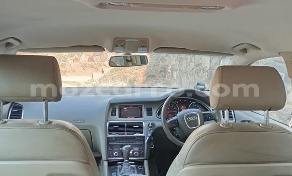 Tenga Tsaru Audi Q7 Zvimwe Mota in Maputo in Maputo Tenga Tsaru Audi Q7 Zvimwe Mota in Maputo in Maputo