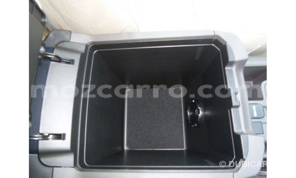 Tenga Imported Toyota Prado Chena Mota in Import - Dubai in Cabo Delgado Tenga Imported Toyota Prado Chena Mota in Import - Dubai in Cabo Delgado