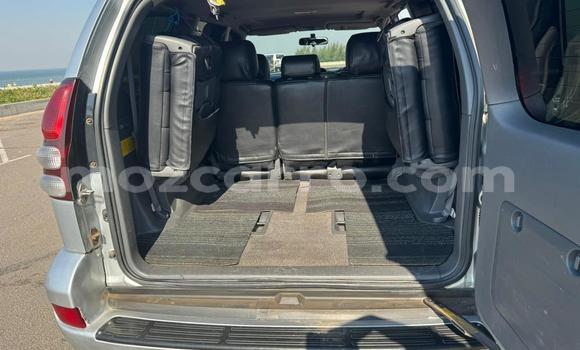 Nunua Ilio tumika Toyota Hilux Fedha Gari ndani ya Maputo nchini Maputo Nunua Ilio tumika Toyota Hilux Fedha Gari ndani ya Maputo nchini Maputo