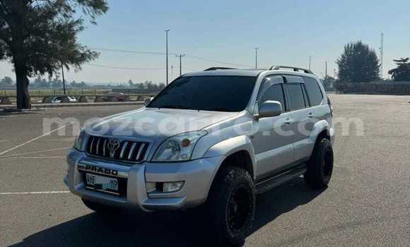 Nunua Ilio tumika Toyota Hilux Fedha Gari ndani ya Maputo nchini Maputo Nunua Ilio tumika Toyota Hilux Fedha Gari ndani ya Maputo nchini Maputo