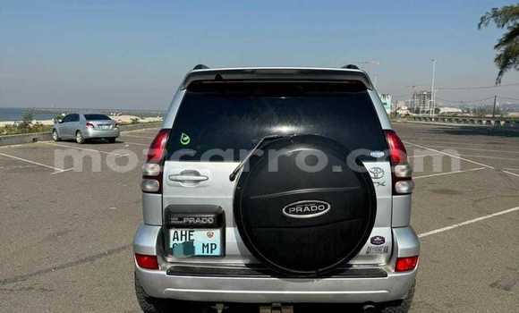 Nunua Ilio tumika Toyota Hilux Fedha Gari ndani ya Maputo nchini Maputo Nunua Ilio tumika Toyota Hilux Fedha Gari ndani ya Maputo nchini Maputo