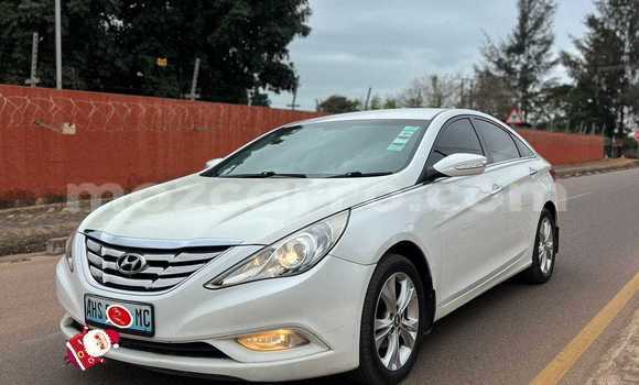 Comprar Usado Hyundai Sonata Branco Carro em Maputo em Maputo Comprar Usado Hyundai Sonata Branco Carro em Maputo em Maputo