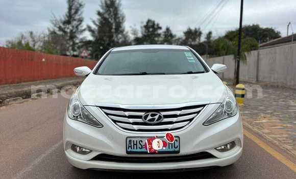 Comprar Usado Hyundai Sonata Branco Carro em Maputo em Maputo Comprar Usado Hyundai Sonata Branco Carro em Maputo em Maputo