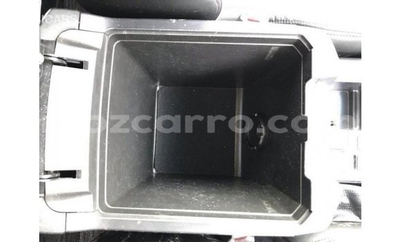 Tenga Imported Toyota Prado Chena Mota in Import - Dubai in Cabo Delgado Tenga Imported Toyota Prado Chena Mota in Import - Dubai in Cabo Delgado