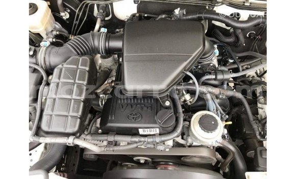 Tenga Imported Toyota Prado Chena Mota in Import - Dubai in Cabo Delgado Tenga Imported Toyota Prado Chena Mota in Import - Dubai in Cabo Delgado