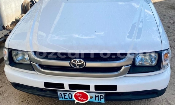 Comprar Usado Toyota Hilux Branco Carro em Maputo em Maputo Comprar Usado Toyota Hilux Branco Carro em Maputo em Maputo