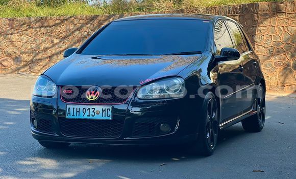 Tenga Tsaru Volkswagen Golf Nhema Mota in Maputo in Maputo