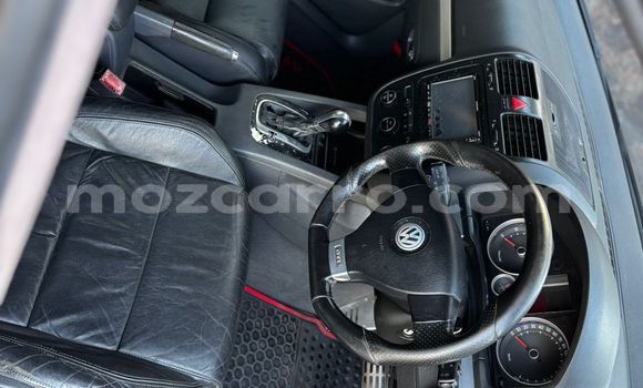 Nunua Ilio tumika Volkswagen Golf Nyeusi Gari ndani ya Maputo nchini Maputo Nunua Ilio tumika Volkswagen Golf Nyeusi Gari ndani ya Maputo nchini Maputo