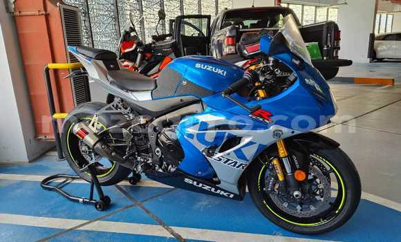 Comprar Usado Suzuki GSX-R Azul Moto em Maputo em Maputo