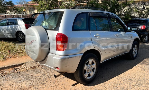 Tenga Tsaru Toyota RAV4 Zvimwe Mota in Maputo in Maputo Tenga Tsaru Toyota RAV4 Zvimwe Mota in Maputo in Maputo