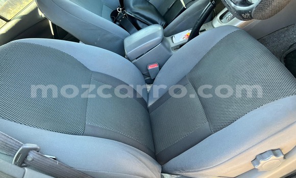 Tenga Tsaru Toyota RAV4 Zvimwe Mota in Maputo in Maputo Tenga Tsaru Toyota RAV4 Zvimwe Mota in Maputo in Maputo