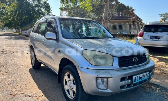 Tenga Tsaru Toyota RAV4 Zvimwe Mota in Maputo in Maputo Tenga Tsaru Toyota RAV4 Zvimwe Mota in Maputo in Maputo