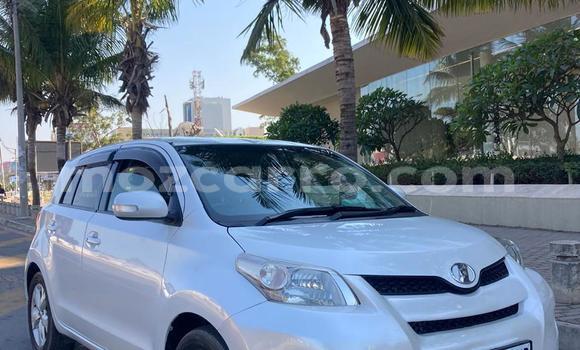 Tenga Tsaru Toyota IST Chena Mota in Maputo in Maputo