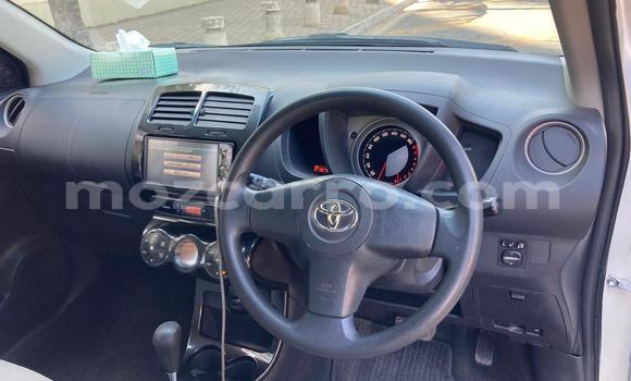Comprar Usado Toyota IST Branco Carro em Maputo em Maputo Comprar Usado Toyota IST Branco Carro em Maputo em Maputo