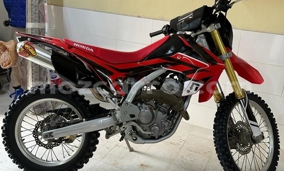 Tenga Tsaru Honda CRF Tsvuku Bike in Maputo in Maputo Tenga Tsaru Honda CRF Tsvuku Bike in Maputo in Maputo
