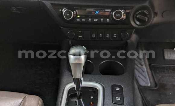 Buy Used Toyota Hiluxe Revo Black Car in Maputo in Maputo Buy Used Toyota Hiluxe Revo Black Car in Maputo in Maputo