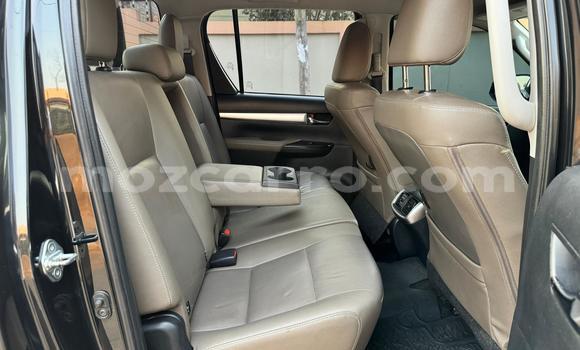 Buy Used Toyota Hiluxe Revo Black Car in Maputo in Maputo Buy Used Toyota Hiluxe Revo Black Car in Maputo in Maputo