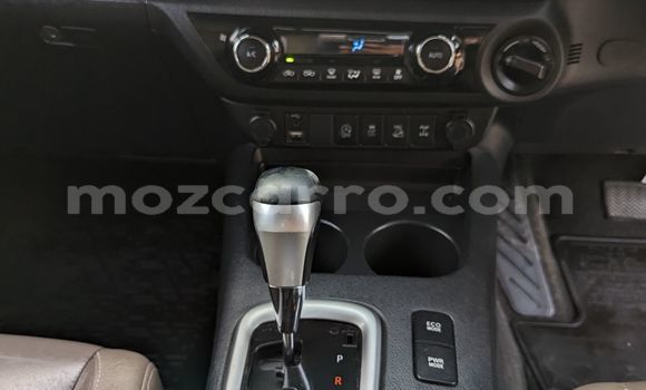 Buy Used Toyota Hiluxe Revo Black Car in Maputo in Maputo Buy Used Toyota Hiluxe Revo Black Car in Maputo in Maputo