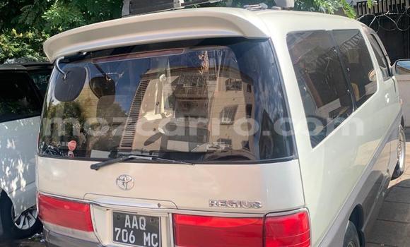 Tenga Tsaru Toyota Regius Sirivha Mota in Maputo in Maputo Tenga Tsaru Toyota Regius Sirivha Mota in Maputo in Maputo