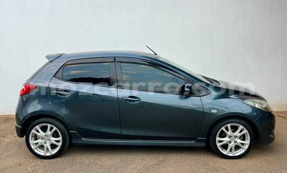Comprar Usado Mazda Demio Azul Carro em Maputo em Maputo Comprar Usado Mazda Demio Azul Carro em Maputo em Maputo